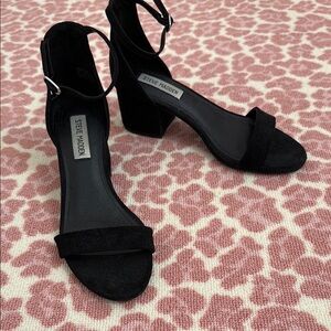 Steve Madden Black Heels with Minimalist Design